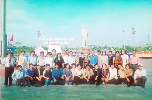Tượng đài Hồ Chủ Tịch